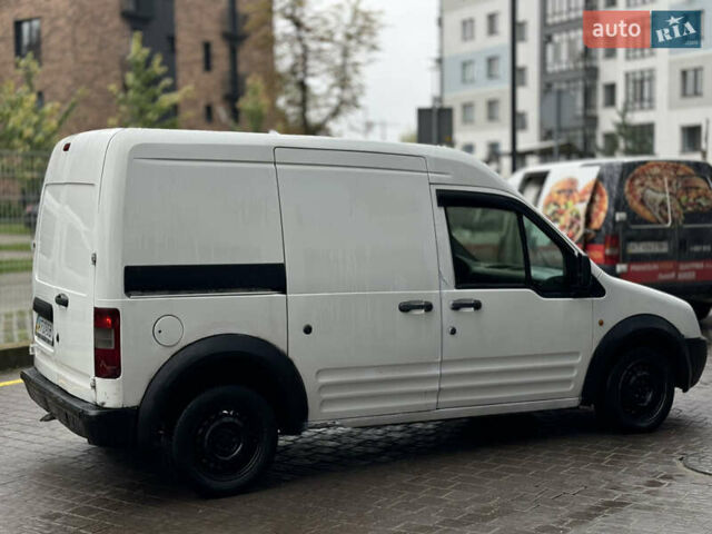 Білий Форд Турнео Коннект, об'ємом двигуна 1.8 л та пробігом 240 тис. км за 1750 $, фото 2 на Automoto.ua