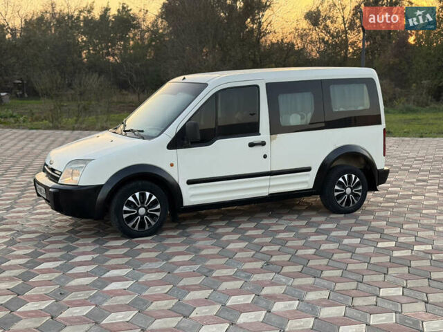 Белый Форд Турнео Коннект, объемом двигателя 0 л и пробегом 213 тыс. км за 2600 $, фото 3 на Automoto.ua