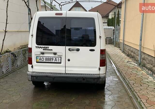 Белый Форд Турнео Коннект, объемом двигателя 1.8 л и пробегом 475 тыс. км за 3600 $, фото 2 на Automoto.ua