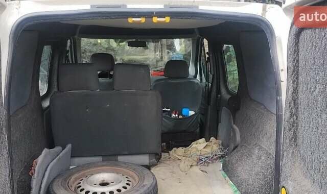 Білий Форд Турнео Коннект, об'ємом двигуна 0 л та пробігом 221 тис. км за 4500 $, фото 2 на Automoto.ua