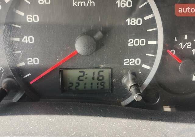 Білий Форд Турнео Коннект, об'ємом двигуна 0 л та пробігом 221 тис. км за 4500 $, фото 3 на Automoto.ua