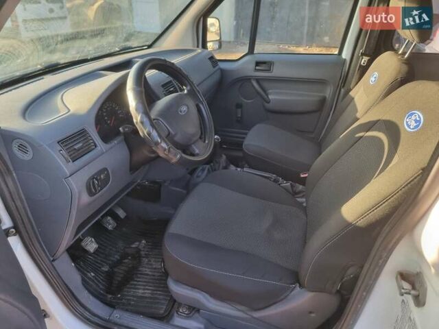 Білий Форд Турнео Коннект, об'ємом двигуна 1.8 л та пробігом 249 тис. км за 4850 $, фото 4 на Automoto.ua