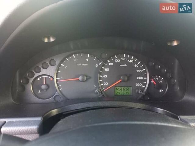 Білий Форд Турнео Коннект, об'ємом двигуна 1.8 л та пробігом 240 тис. км за 4400 $, фото 29 на Automoto.ua