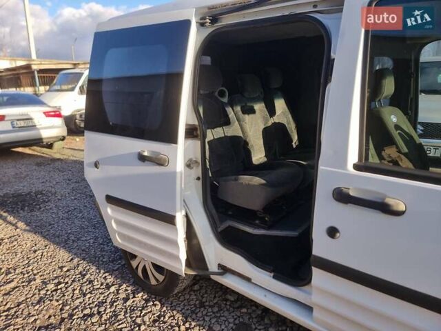 Білий Форд Турнео Коннект, об'ємом двигуна 1.8 л та пробігом 249 тис. км за 4850 $, фото 23 на Automoto.ua