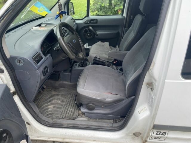 Білий Форд Турнео Коннект, об'ємом двигуна 1.8 л та пробігом 344 тис. км за 3900 $, фото 3 на Automoto.ua