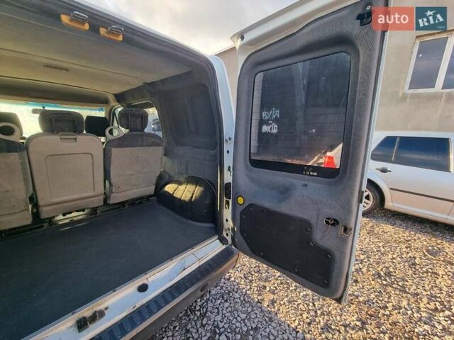 Білий Форд Турнео Коннект, об'ємом двигуна 1.8 л та пробігом 249 тис. км за 4850 $, фото 19 на Automoto.ua