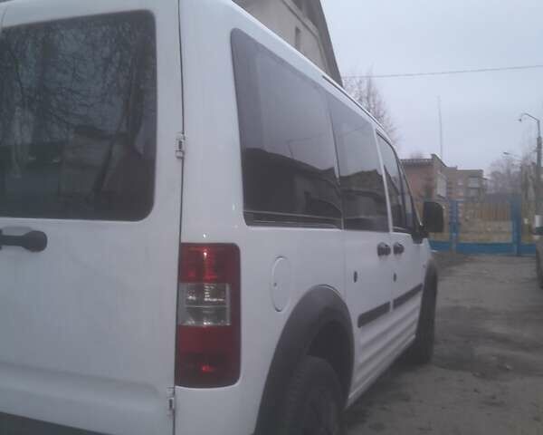 Білий Форд Турнео Коннект, об'ємом двигуна 1.8 л та пробігом 299 тис. км за 4600 $, фото 6 на Automoto.ua