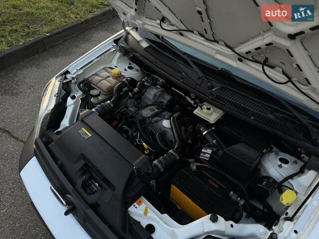 Белый Форд Турнео Коннект, объемом двигателя 1.8 л и пробегом 216 тыс. км за 6700 $, фото 29 на Automoto.ua