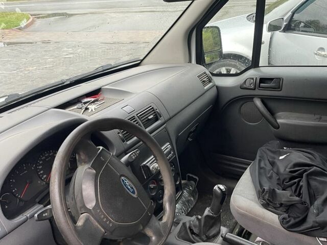 Білий Форд Турнео Коннект, об'ємом двигуна 0 л та пробігом 350 тис. км за 3600 $, фото 6 на Automoto.ua