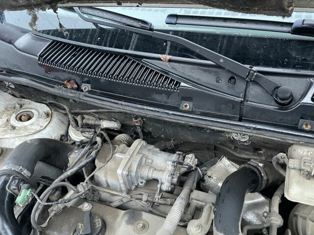 Білий Форд Турнео Коннект, об'ємом двигуна 0 л та пробігом 350 тис. км за 3600 $, фото 10 на Automoto.ua