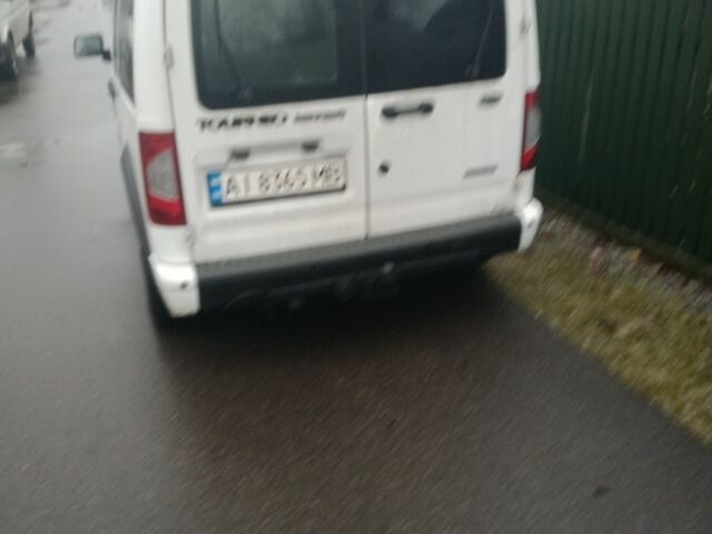 Белый Форд Турнео Коннект, объемом двигателя 1.8 л и пробегом 266 тыс. км за 7000 $, фото 1 на Automoto.ua