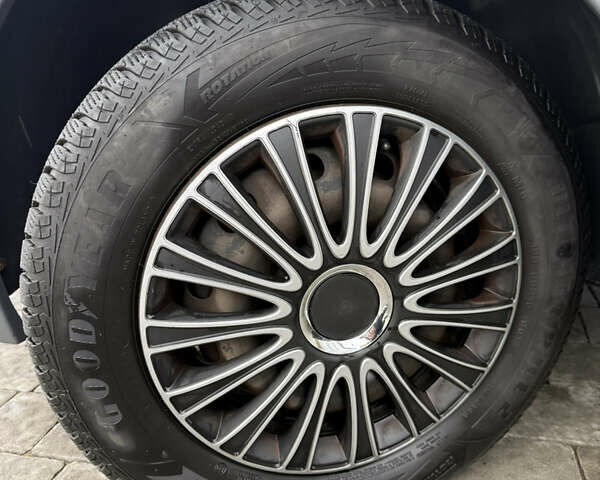 Белый Форд Турнео Коннект, объемом двигателя 1.75 л и пробегом 292 тыс. км за 4600 $, фото 17 на Automoto.ua