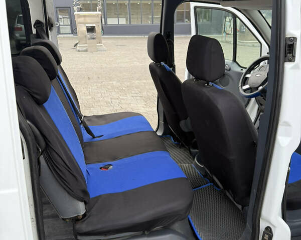 Белый Форд Турнео Коннект, объемом двигателя 1.75 л и пробегом 292 тыс. км за 4600 $, фото 13 на Automoto.ua