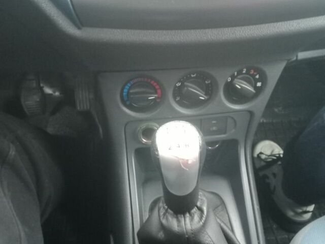 Белый Форд Турнео Коннект, объемом двигателя 1.8 л и пробегом 266 тыс. км за 7000 $, фото 8 на Automoto.ua