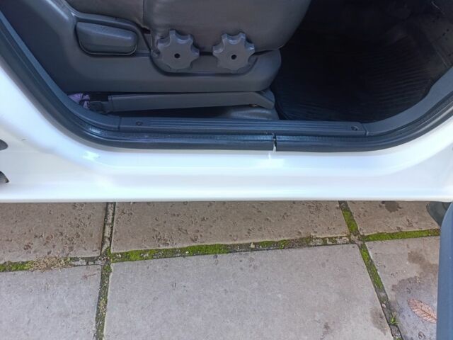 Белый Форд Турнео Коннект, объемом двигателя 1.8 л и пробегом 213 тыс. км за 5700 $, фото 5 на Automoto.ua