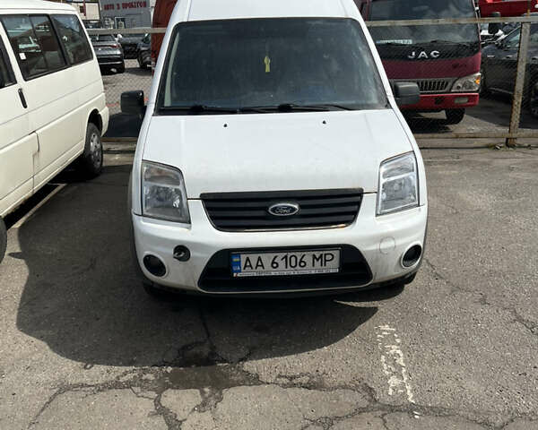 Білий Форд Турнео Коннект, об'ємом двигуна 1.8 л та пробігом 285 тис. км за 3500 $, фото 4 на Automoto.ua