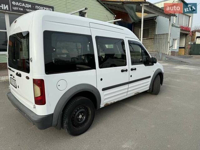 Форд Турнео Коннект 2012 в Николаеве на Automoto.ua Белый Форд Турнео Коннект, объемом двигателя 1.76 л и пробегом 230 тыс. км за 5200 $, фото 13 на Automoto.ua