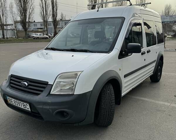 Форд Турнео Коннект 2012 в Николаеве на Automoto.ua Белый Форд Турнео Коннект, объемом двигателя 1.76 л и пробегом 230 тыс. км за 5200 $, фото 9 на Automoto.ua