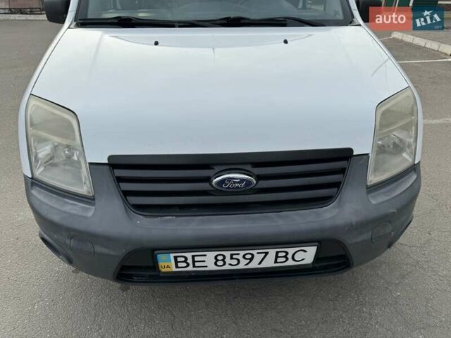 Форд Турнео Коннект 2012 в Николаеве на Automoto.ua Белый Форд Турнео Коннект, объемом двигателя 1.76 л и пробегом 230 тыс. км за 5200 $, фото 7 на Automoto.ua