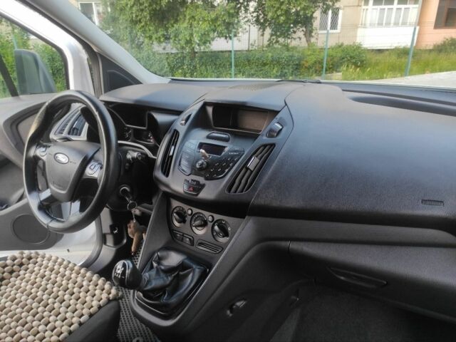 Белый Форд Турнео Коннект, объемом двигателя 1.6 л и пробегом 275 тыс. км за 8899 $, фото 6 на Automoto.ua