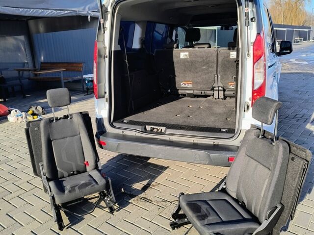 Білий Форд Турнео Коннект, об'ємом двигуна 1.6 л та пробігом 241 тис. км за 9900 $, фото 13 на Automoto.ua