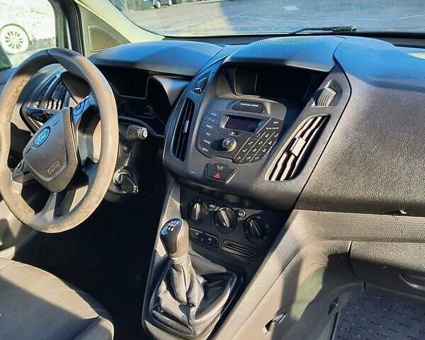 Білий Форд Турнео Коннект, об'ємом двигуна 1.56 л та пробігом 241 тис. км за 9900 $, фото 13 на Automoto.ua