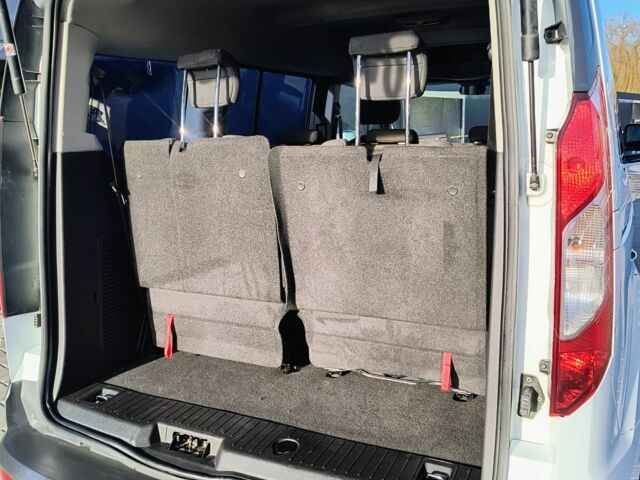 Білий Форд Турнео Коннект, об'ємом двигуна 1.6 л та пробігом 241 тис. км за 9900 $, фото 12 на Automoto.ua