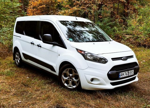 Белый Форд Турнео Коннект, объемом двигателя 1.5 л и пробегом 150 тыс. км за 13500 $, фото 3 на Automoto.ua