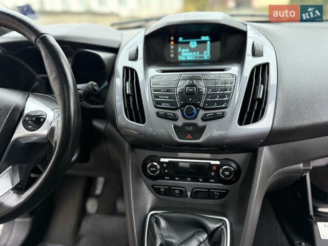 Белый Форд Турнео Коннект, объемом двигателя 1.5 л и пробегом 247 тыс. км за 13199 $, фото 107 на Automoto.ua