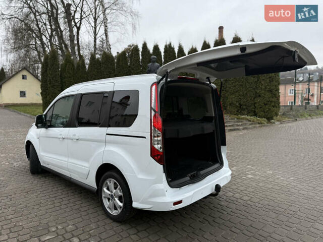 Белый Форд Турнео Коннект, объемом двигателя 1.5 л и пробегом 247 тыс. км за 13199 $, фото 41 на Automoto.ua