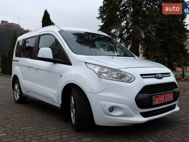 Белый Форд Турнео Коннект, объемом двигателя 1.5 л и пробегом 247 тыс. км за 13199 $, фото 6 на Automoto.ua