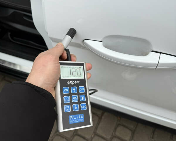 Белый Форд Турнео Коннект, объемом двигателя 1.5 л и пробегом 247 тыс. км за 13199 $, фото 135 на Automoto.ua