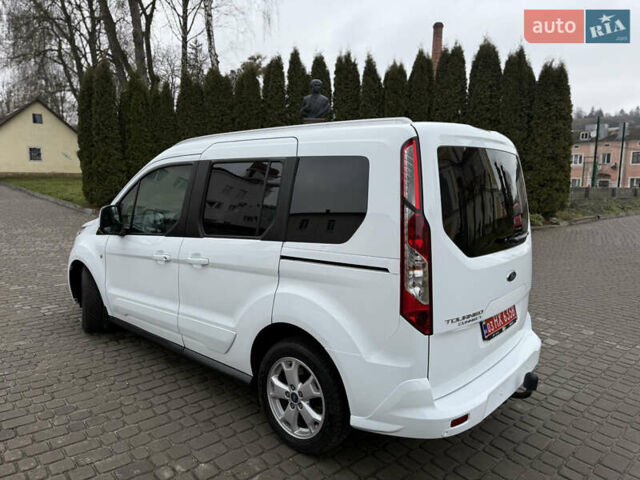 Белый Форд Турнео Коннект, объемом двигателя 1.5 л и пробегом 247 тыс. км за 13199 $, фото 46 на Automoto.ua