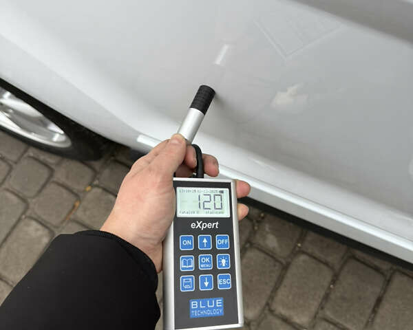 Белый Форд Турнео Коннект, объемом двигателя 1.5 л и пробегом 247 тыс. км за 13199 $, фото 131 на Automoto.ua