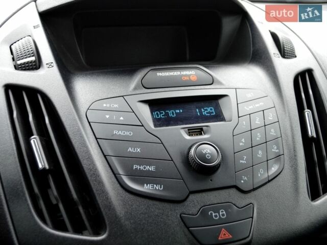 Білий Форд Турнео Коннект, об'ємом двигуна 1.56 л та пробігом 19 тис. км за 23500 $, фото 24 на Automoto.ua