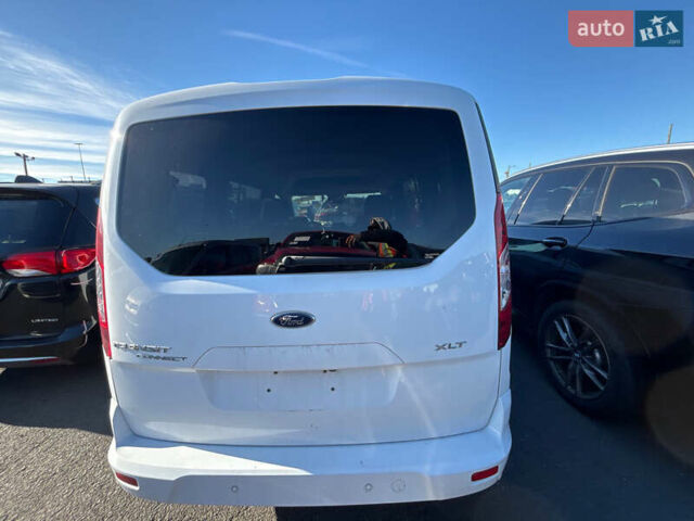 Белый Форд Турнео Коннект, объемом двигателя 2 л и пробегом 190 тыс. км за 10000 $, фото 26 на Automoto.ua