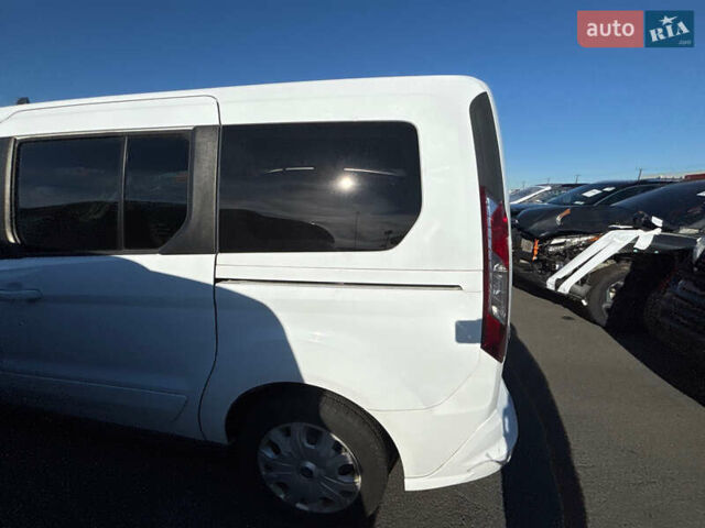 Белый Форд Турнео Коннект, объемом двигателя 2 л и пробегом 190 тыс. км за 10000 $, фото 14 на Automoto.ua