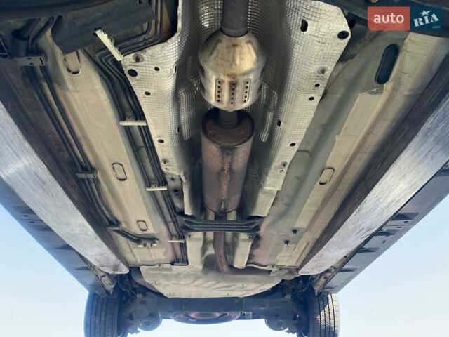 Белый Форд Турнео Коннект, объемом двигателя 2 л и пробегом 190 тыс. км за 10000 $, фото 30 на Automoto.ua