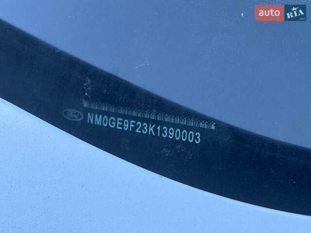 Белый Форд Турнео Коннект, объемом двигателя 2 л и пробегом 190 тыс. км за 10000 $, фото 31 на Automoto.ua