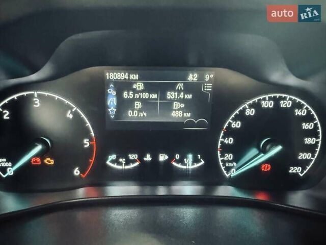 Белый Форд Турнео Коннект, объемом двигателя 1.5 л и пробегом 181 тыс. км за 16900 $, фото 17 на Automoto.ua