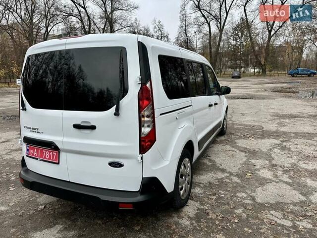 Белый Форд Турнео Коннект, объемом двигателя 1.5 л и пробегом 134 тыс. км за 17499 $, фото 17 на Automoto.ua