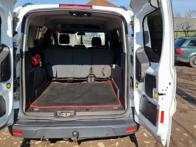 Белый Форд Турнео Коннект, объемом двигателя 1.6 л и пробегом 305 тыс. км за 8500 $, фото 3 на Automoto.ua