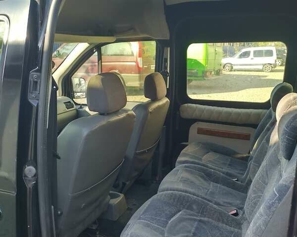 Чорний Форд Турнео Коннект, об'ємом двигуна 1.75 л та пробігом 284 тис. км за 4400 $, фото 4 на Automoto.ua