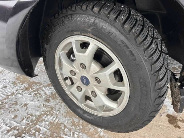 Чорний Форд Турнео Коннект, об'ємом двигуна 2.2 л та пробігом 221 тис. км за 14699 $, фото 6 на Automoto.ua