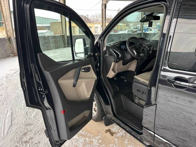 Чорний Форд Турнео Коннект, об'ємом двигуна 2.2 л та пробігом 221 тис. км за 14699 $, фото 8 на Automoto.ua