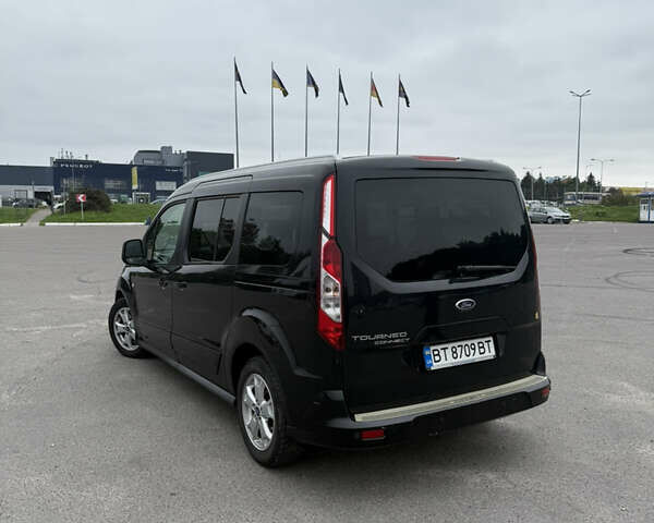 Черный Форд Турнео Коннект, объемом двигателя 1.6 л и пробегом 271 тыс. км за 10000 $, фото 1 на Automoto.ua