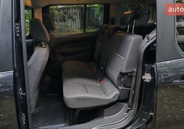 Черный Форд Турнео Коннект, объемом двигателя 1.6 л и пробегом 216 тыс. км за 11999 $, фото 21 на Automoto.ua