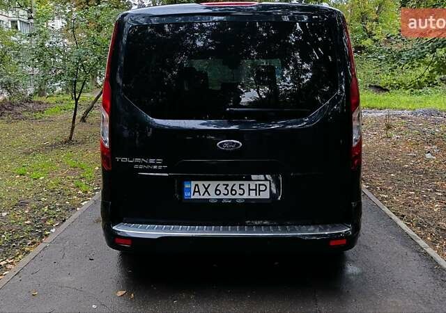 Черный Форд Турнео Коннект, объемом двигателя 1.6 л и пробегом 216 тыс. км за 11999 $, фото 9 на Automoto.ua