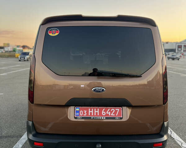 Коричневый Форд Турнео Коннект, объемом двигателя 0 л и пробегом 245 тыс. км за 12300 $, фото 6 на Automoto.ua