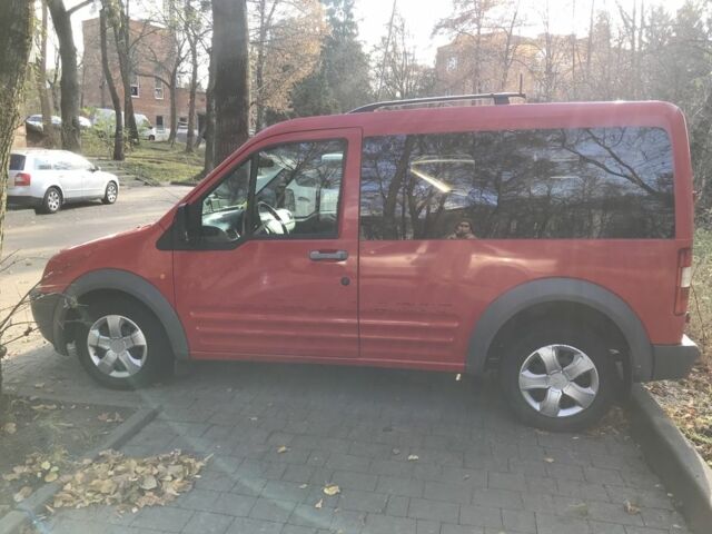 Червоний Форд Турнео Коннект, об'ємом двигуна 1.8 л та пробігом 239 тис. км за 3700 $, фото 7 на Automoto.ua